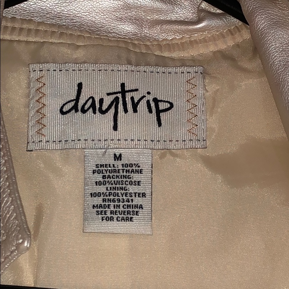 Jacket - Picture 2 of 8